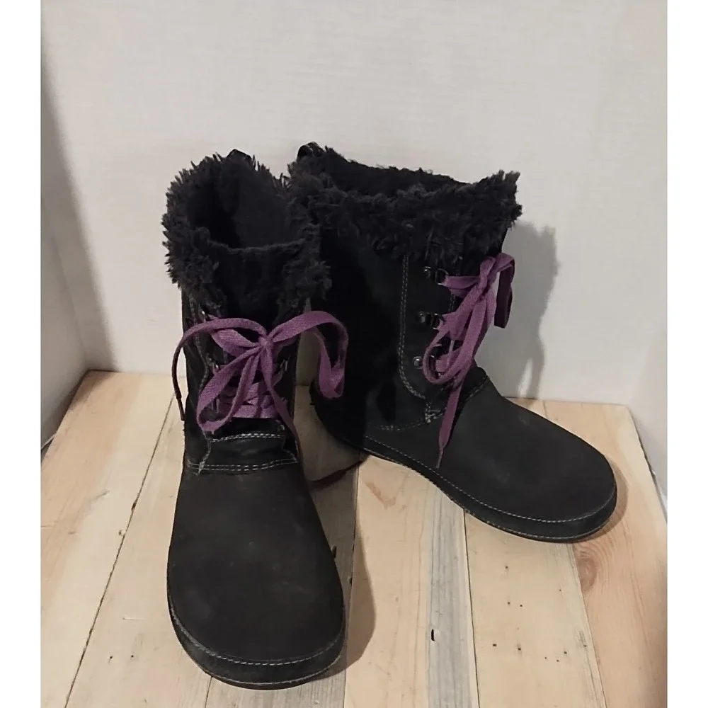 Crocs  Berryessa Hiker Boots Women's 10 black faux fur lace up